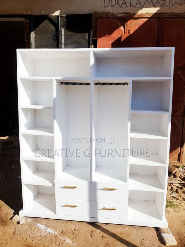 Spacious Wardrobe – Strong Modern - thumbnail 2