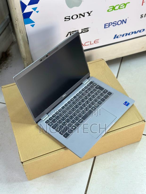 Laptop Dell Latitude 5320 32GB Intel Core i7 SSD 512GB - thumbnail 4