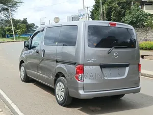Nissan NV200 2019 Grey