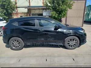 Honda Vezel 2019 Black