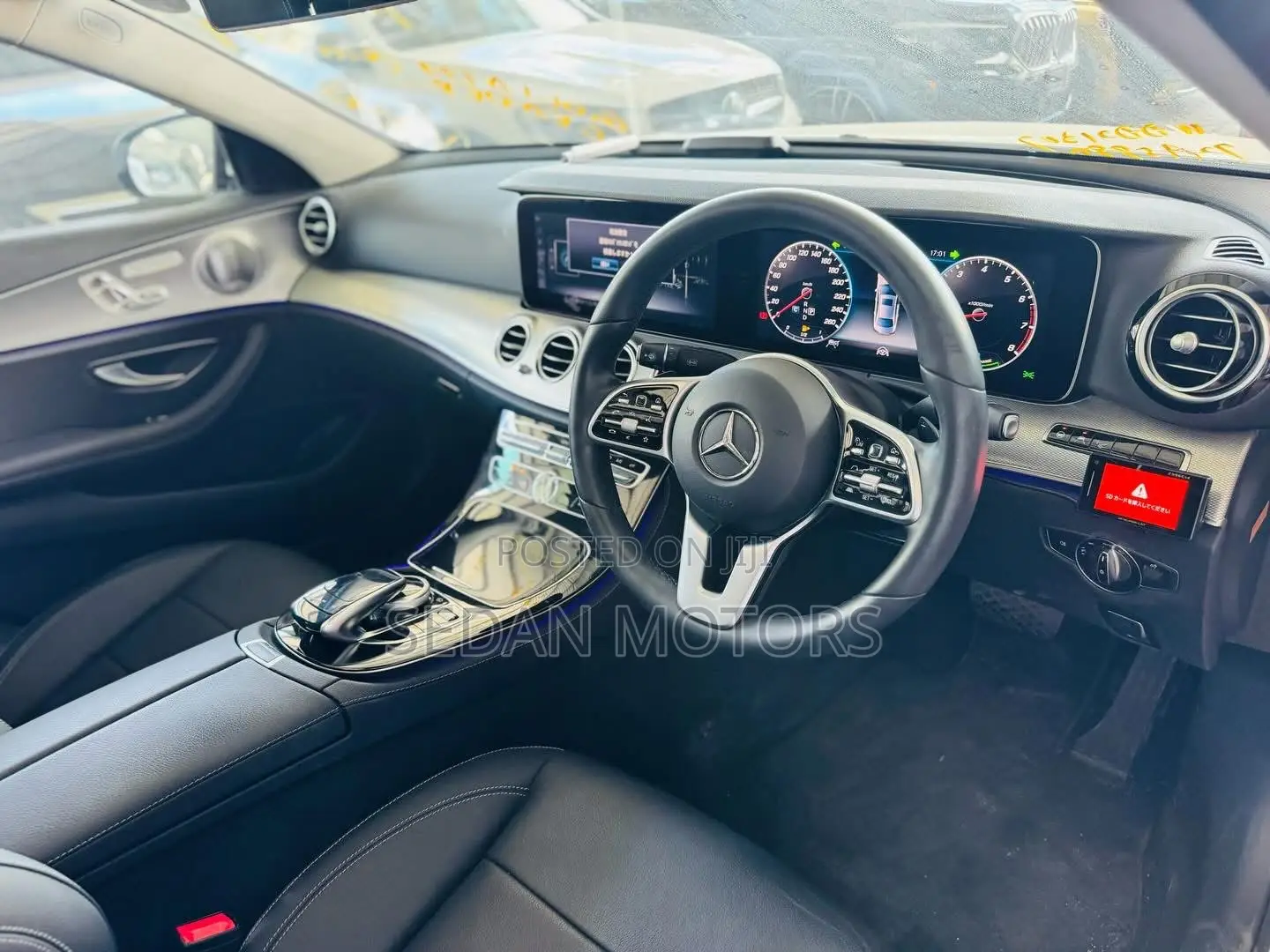 Mercedes-Benz E200 2019 Pearl