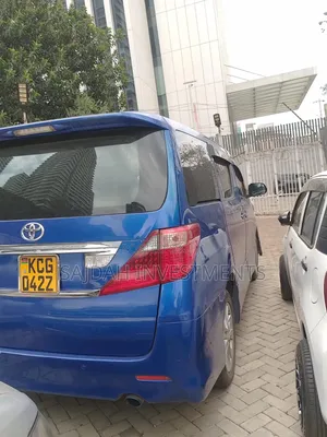 Toyota Alphard 2.4 Petrol FWD 2008 Blue