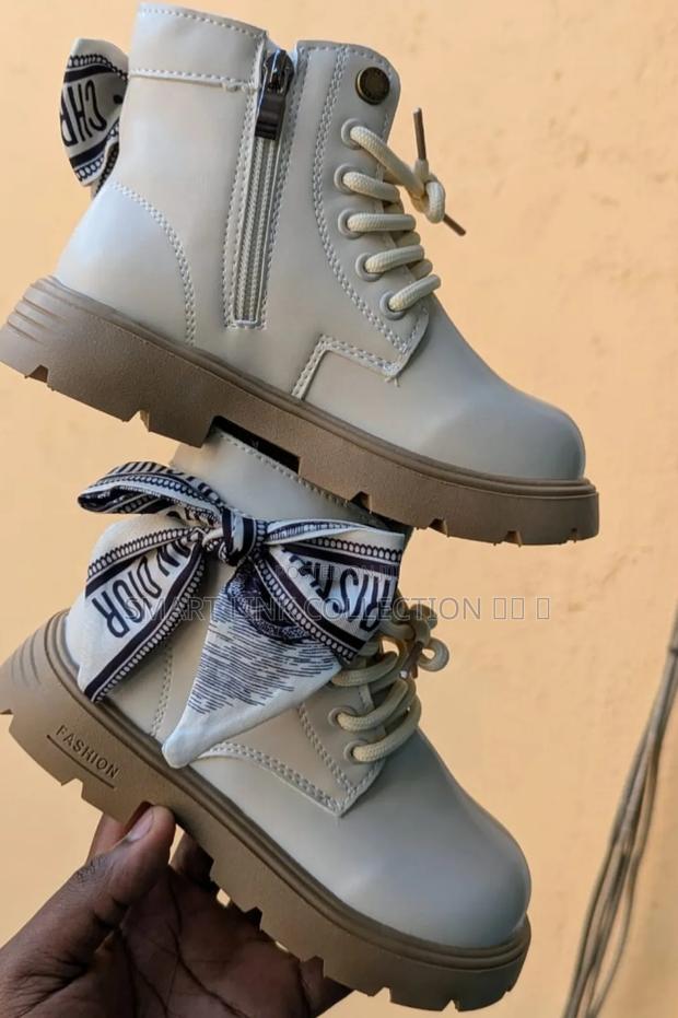 Kids Leather Boots - thumbnail 3