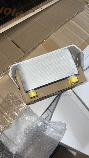 Oil Cooler for Land Rover Discovery 4 and Range Rover Sport