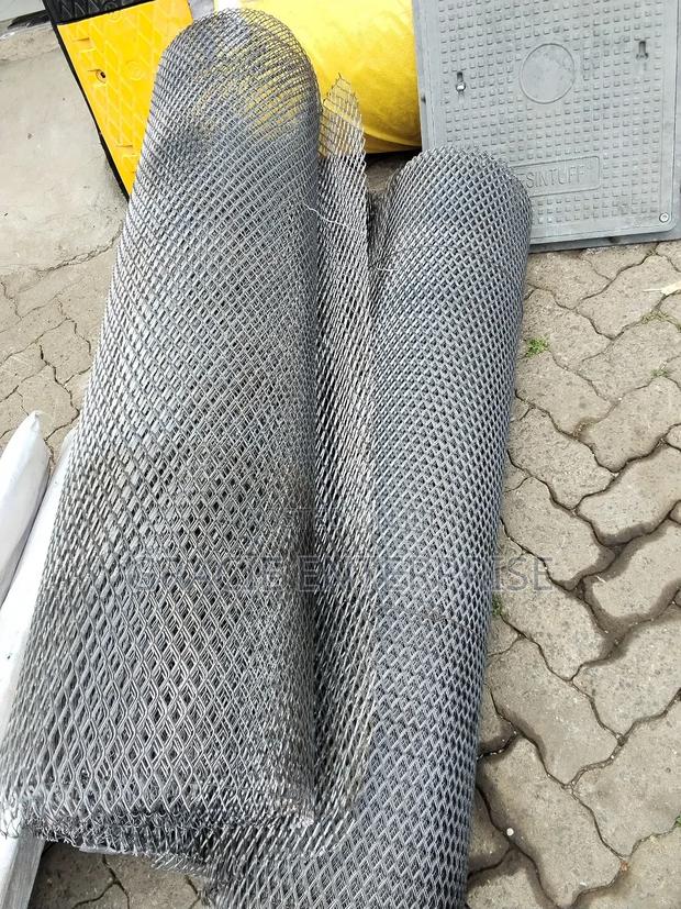 Chicken Wire/ Expanded Metal - thumbnail 2