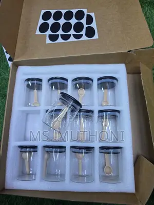 Black Lid 12pcs Round Air Tight Spice Storage Jars.