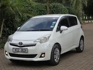 Toyota Ractis 2013 White