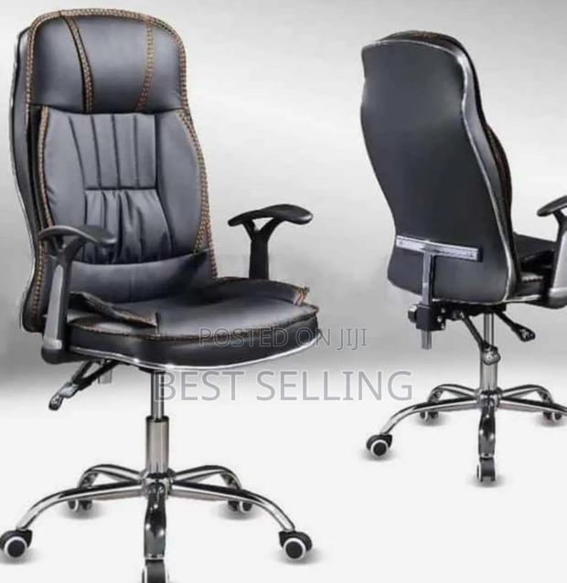 Best Office Chair Leather - main view