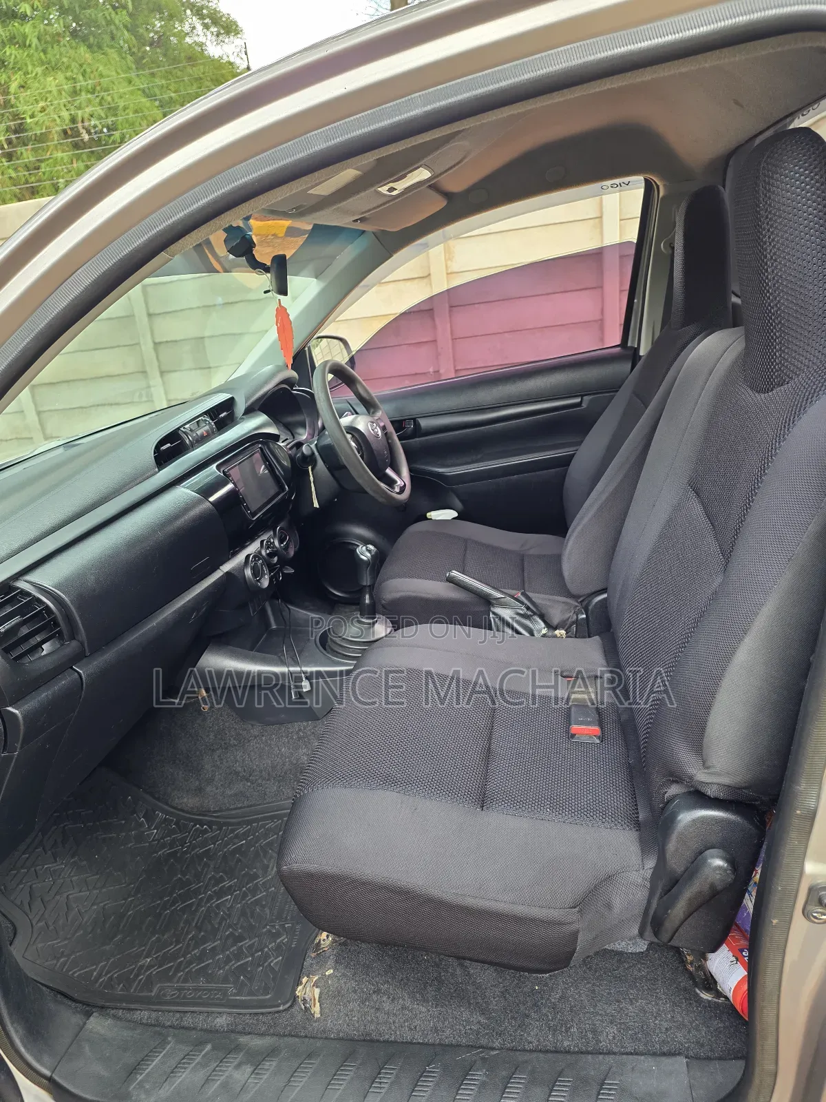 Toyota Hilux 2.4 Diesel 2020 Gold