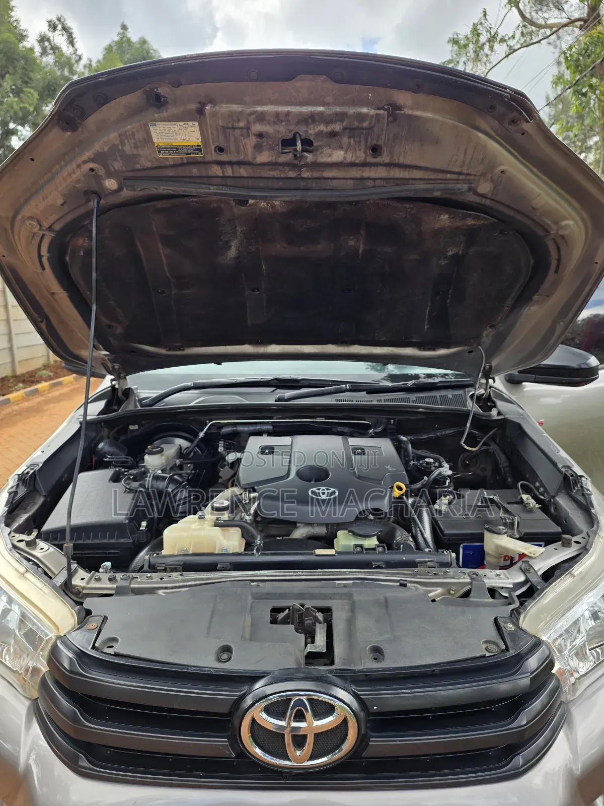 Toyota Hilux 2.4 Diesel 2020 Gold