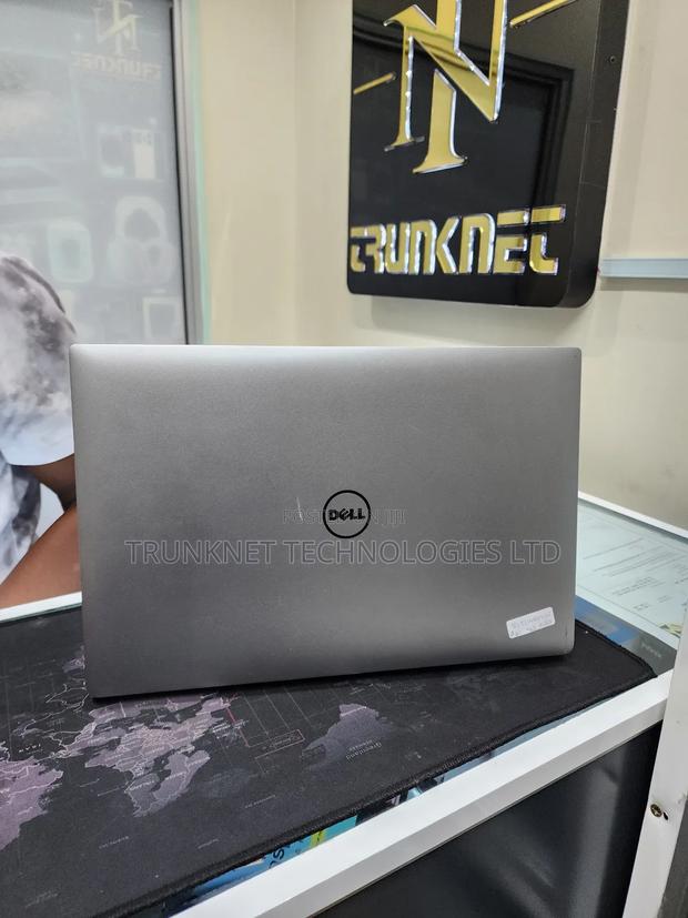 Laptop Dell Precision 5510 16GB Intel Core i7 SSD 512GB - thumbnail 2