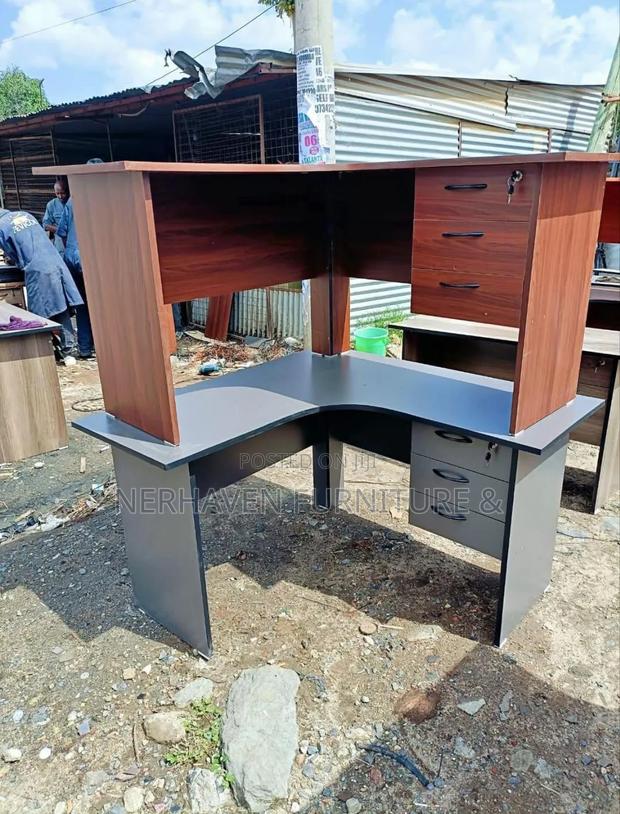 L Shape Office Desk – Spacious Workstation Desk