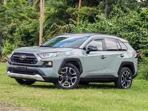 Toyota RAV4 Adventure AWD 2020 Green