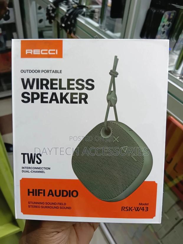 Recci RSK-W43 Outdoor Portable Wireless Speaker Hi-Fi 5w 1200mah.