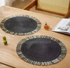 Round Elegant Table Mat