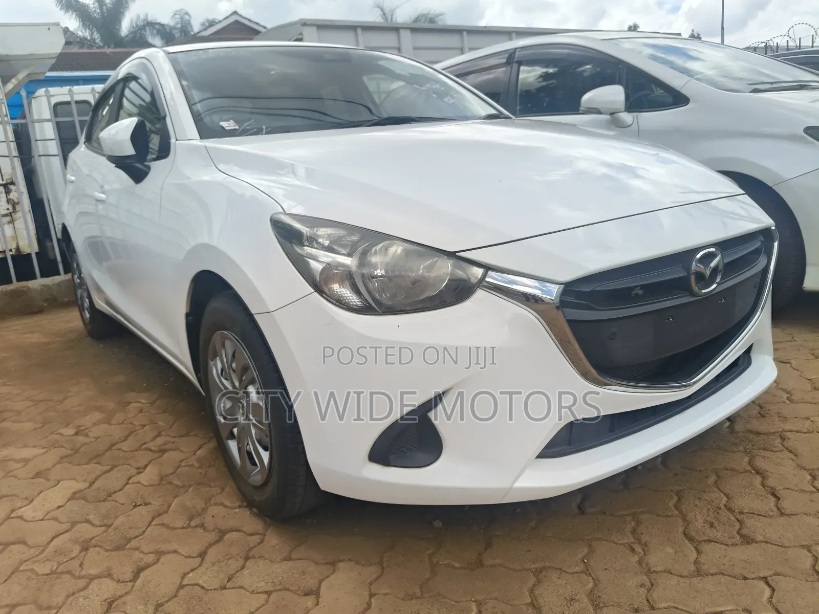 Mazda Demio 2018 White