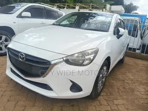 Mazda Demio 2018 White