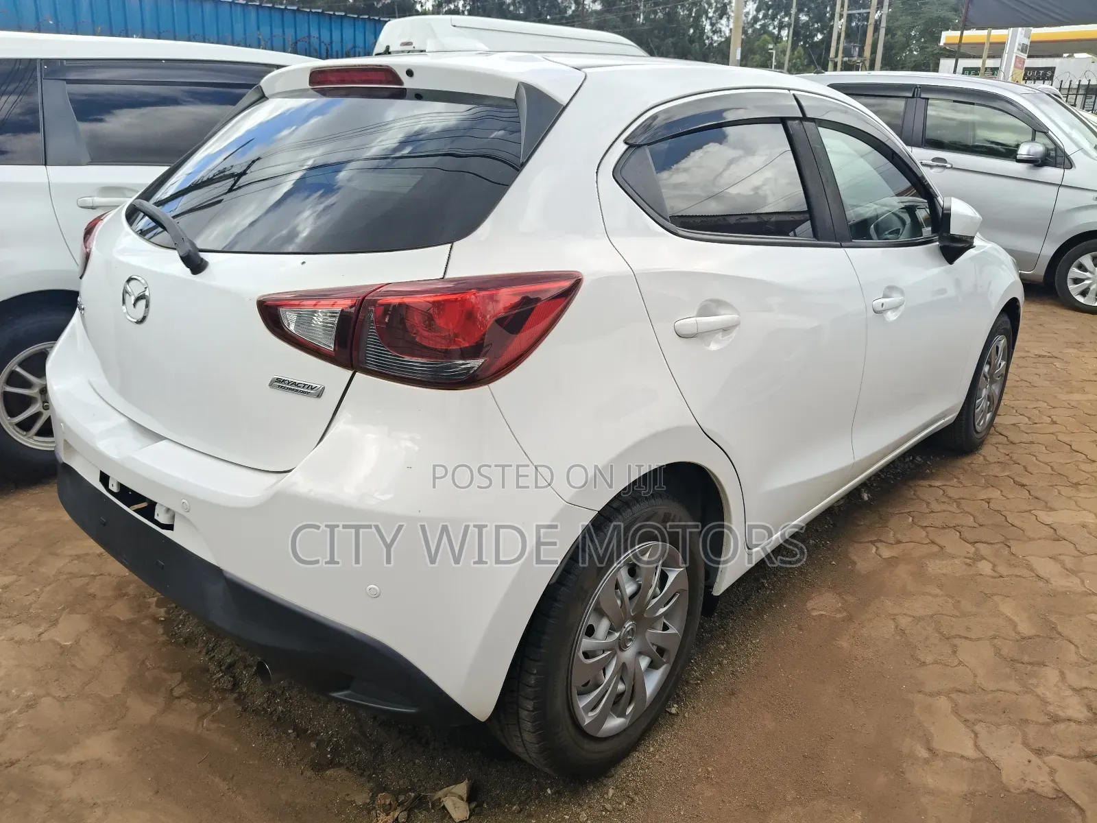 Mazda Demio 2018 White