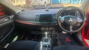 Mistubishi Lancer