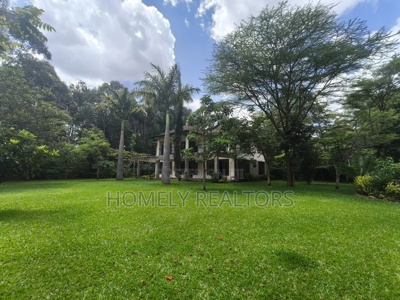 4bdrm Maisonette in Karen Gated, Nairobi for rent
