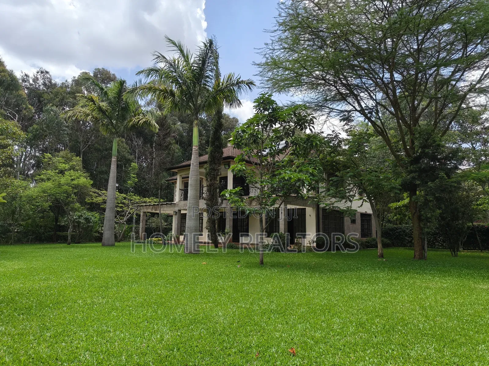 4bdrm Maisonette in Karen Gated, Nairobi for rent