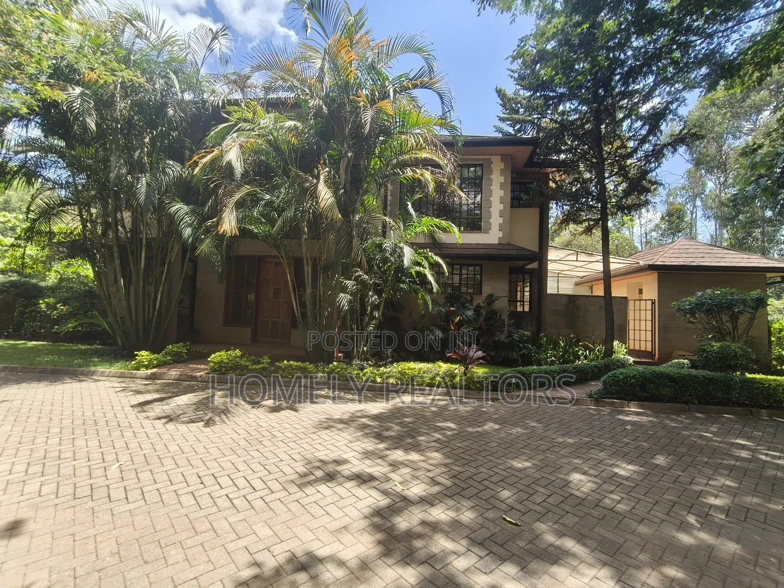4bdrm Maisonette in Karen Gated, Nairobi for rent