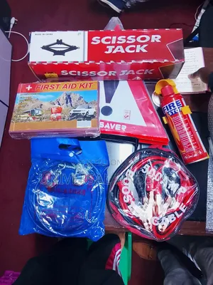 6-in-1 Emergency Car Kit – Complete Roadside Safety Rescue Set