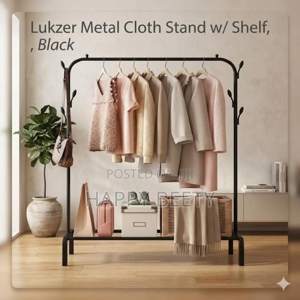* Single Rail Garment Rack With Side Hooks *
