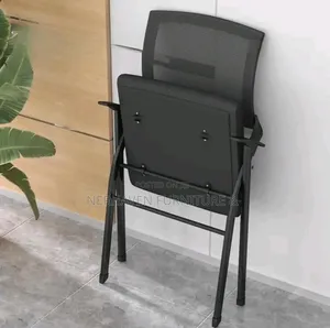 Foldable Training Chair – Comfortable Foldable Work Chair