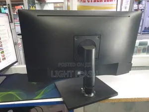 Dell 24 Inches Stretched With Hdmi Port