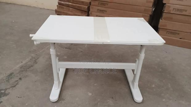 Adjustable Table (Manual Driven)