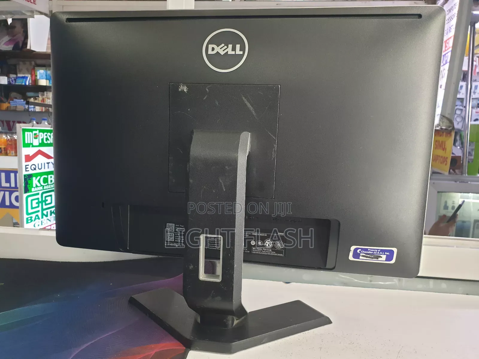 Dell 20 Inches Stretched