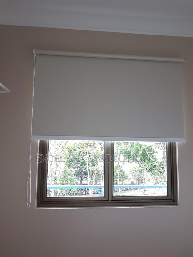 Modern Blackout Roller Blinds For Home, Office And Indoor Spaces