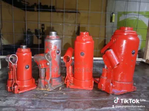 Eldoret Office/Barber Seats Repairs And Service