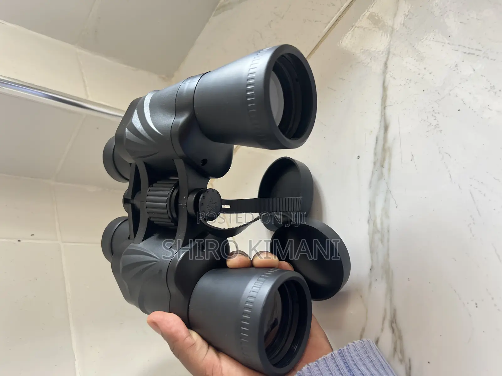 Close Up for Viewing Birds Binoculars