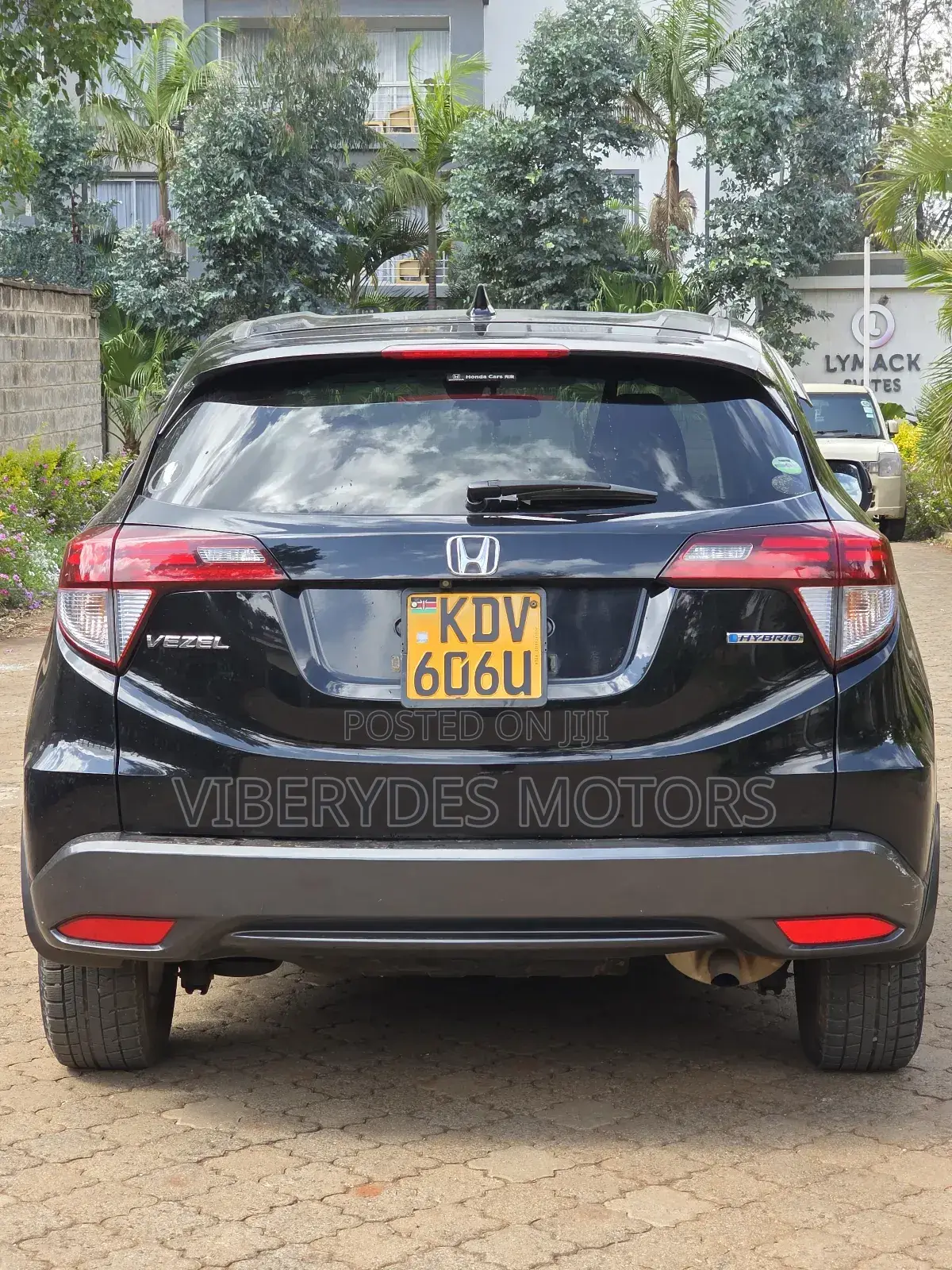 Honda Vezel 2018 Black