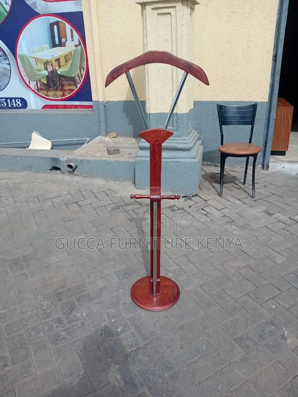 Standard Mahogany Executive Coat Hanger