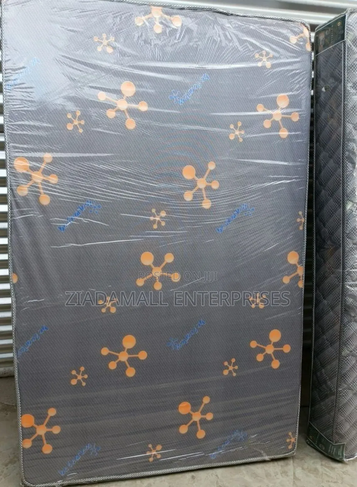 Vivo 6 Inches Plain Mattress,Size 4*6