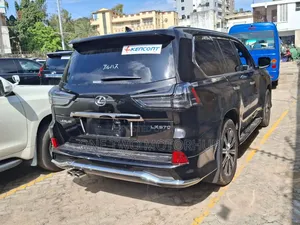Lexus LX 2018 Black
