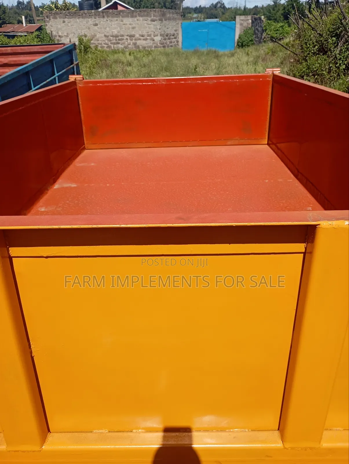 Tipping Trailer (Dume)2026