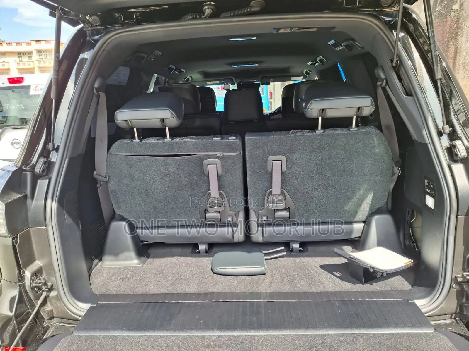Lexus LX 2018 Black