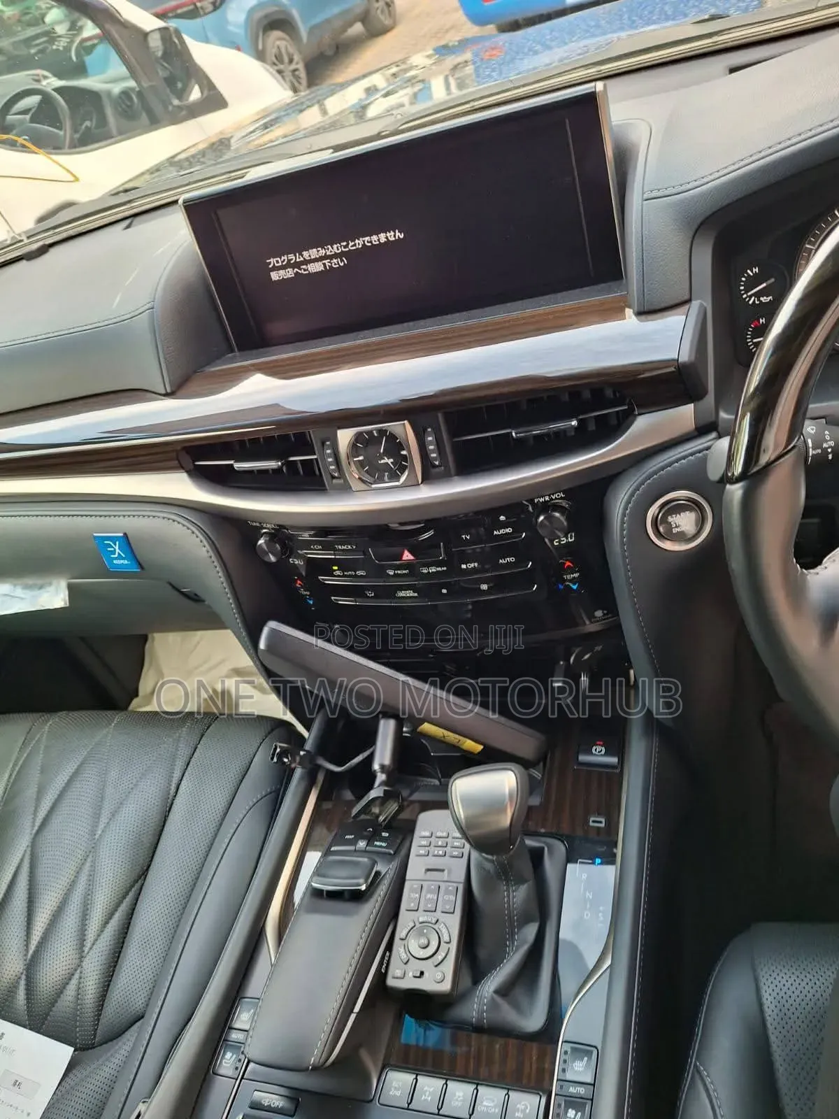 Lexus LX 2018 Black