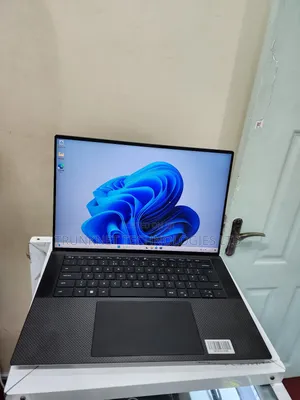 Laptop Dell Precision 5570 16GB Intel Core i7 SSD 512GB