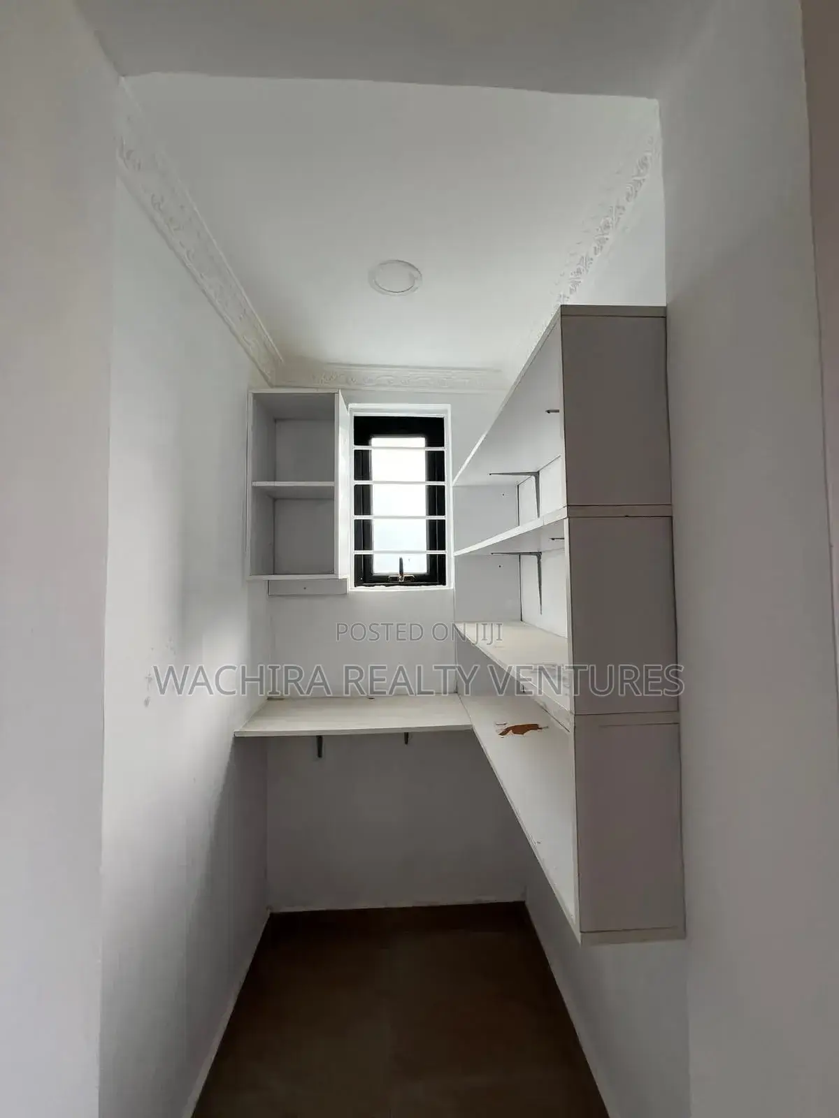 5bdrm House in Kamakis for sale
