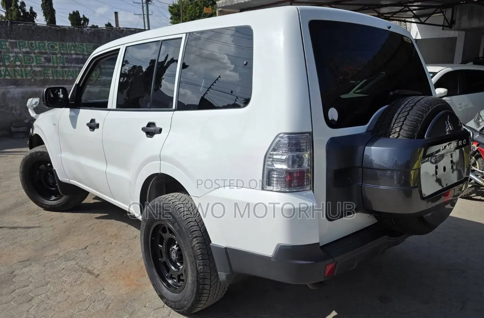 Mitsubishi Shogun 2019 White