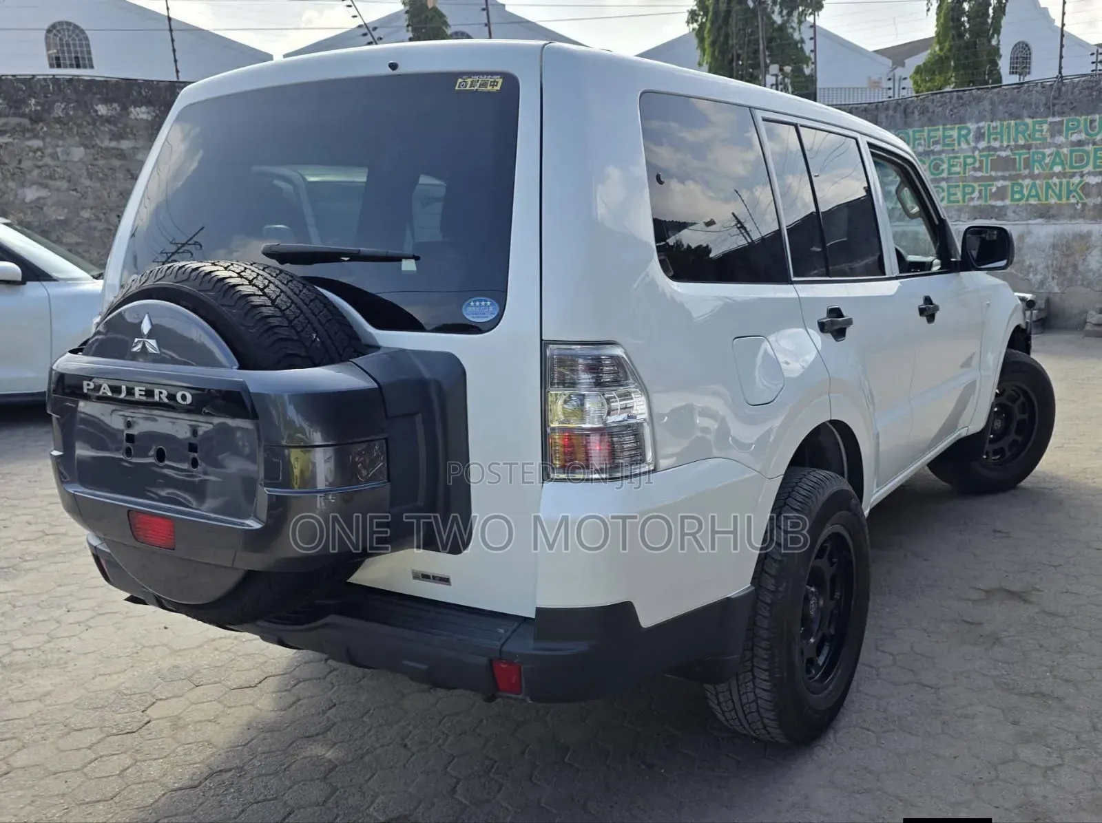 Mitsubishi Shogun 2019 White