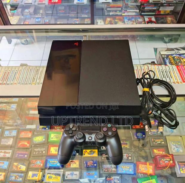 Ex Japan Playstation Original ( Ps4 Standard )