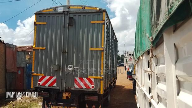 Isuzu 33l FRR - thumbnail 2