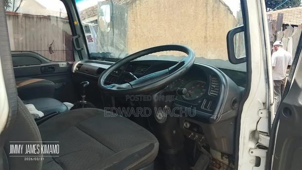 Isuzu 33l FRR - thumbnail 6