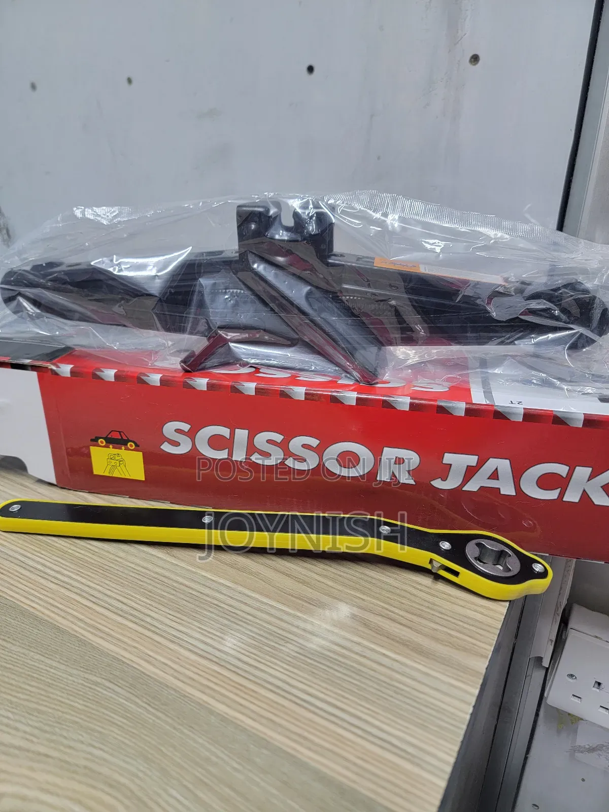 2t Scissors Jack